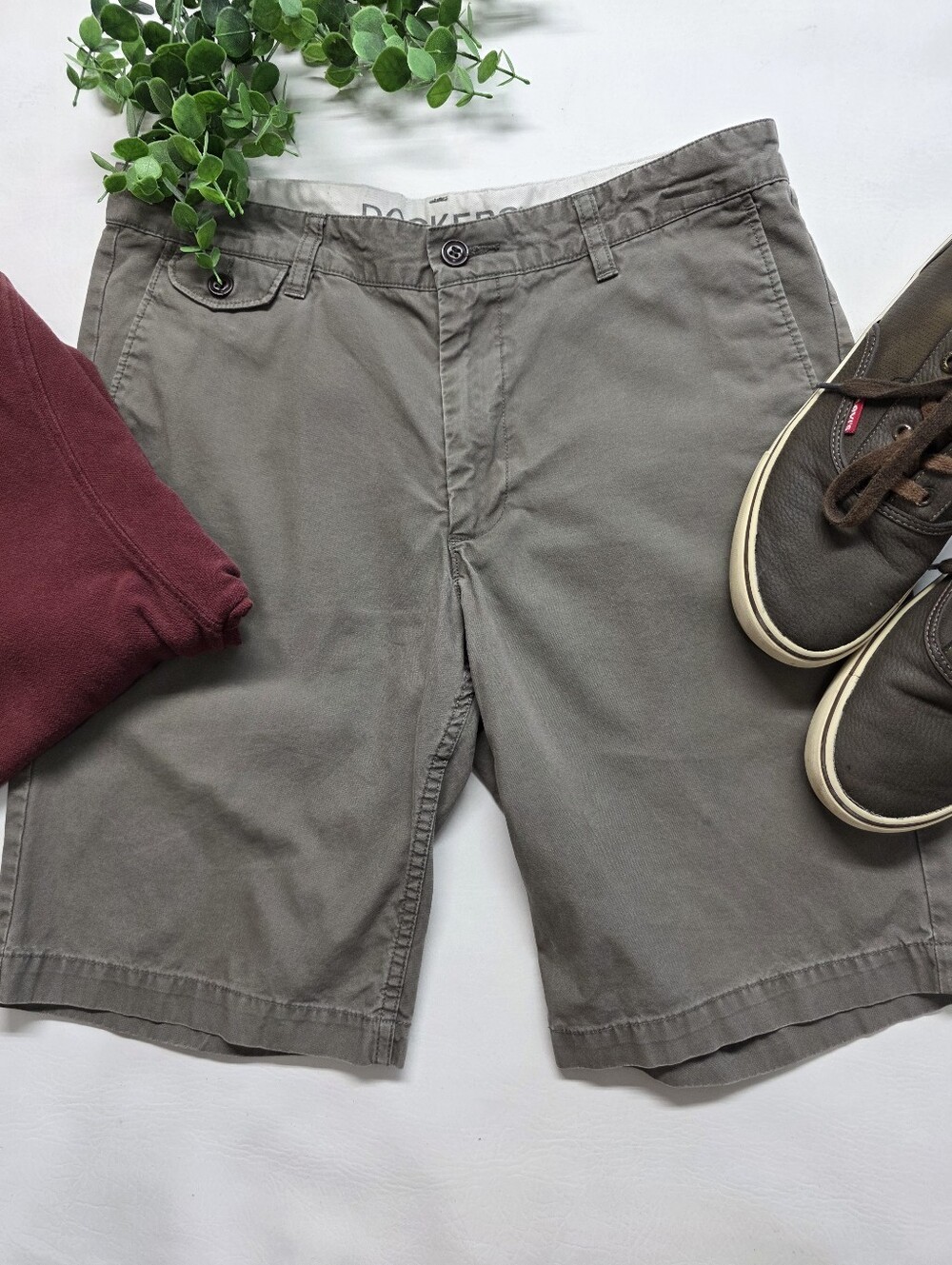 Dockers Flat Front, 10" Inseam